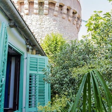 Karmen A Lägenhet Veli Lošinj Exteriör bild